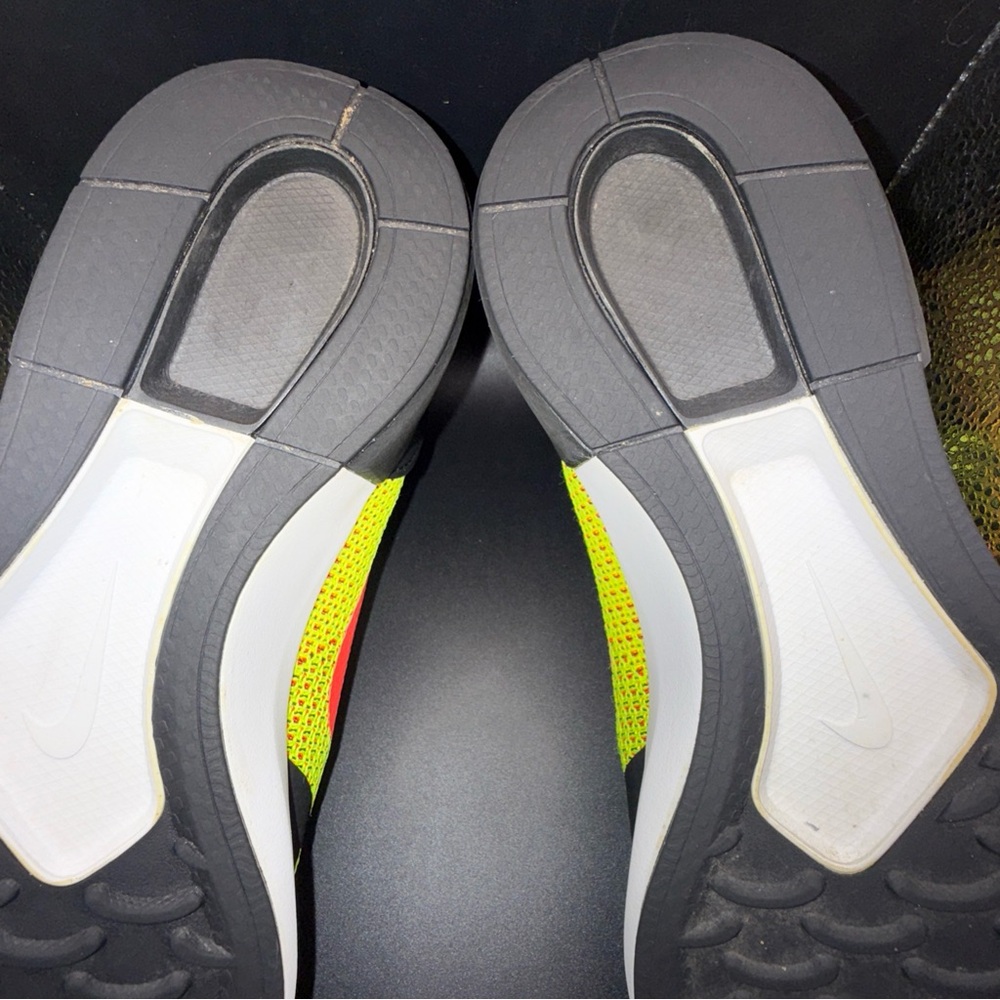 Size 13 - Nike Duel Racer Volt - 918228-700, Clean, No Box, Gently Worn, 8.5/10 - Picture 10 of 10